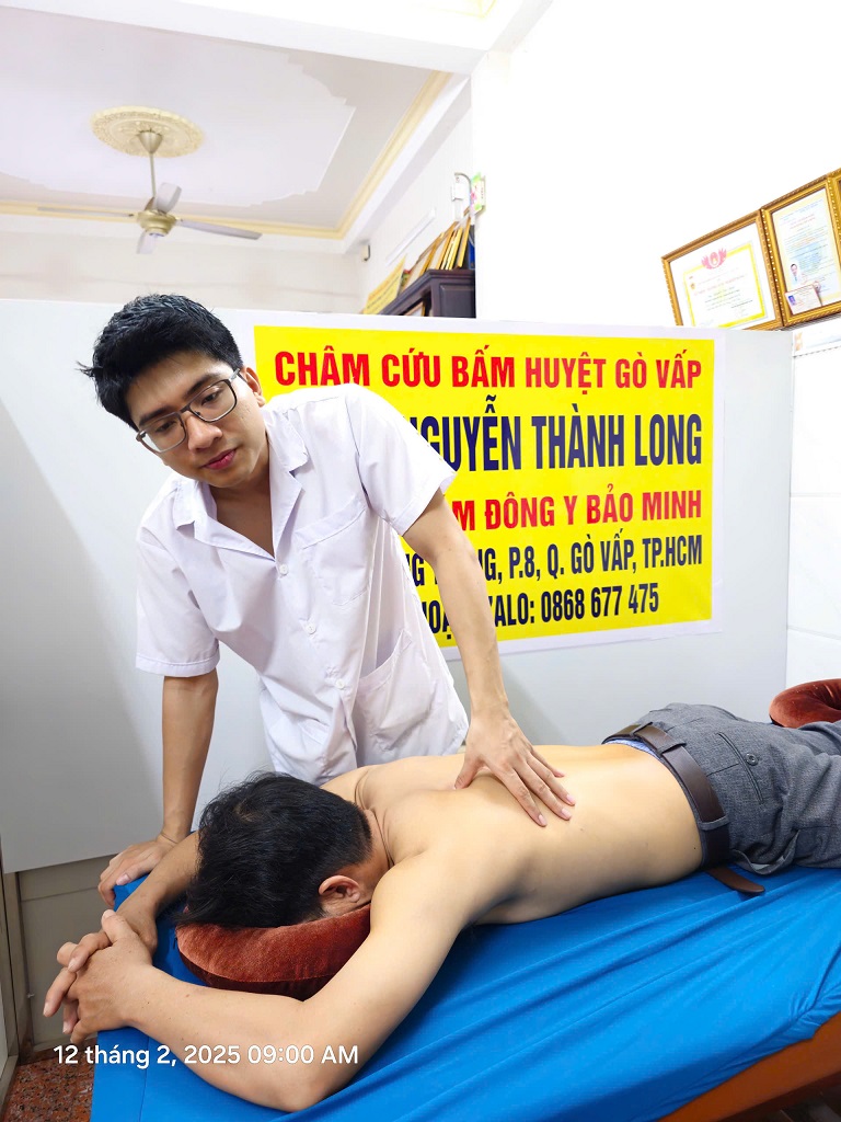 Bác sĩ Nguyễn Thành Long